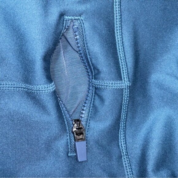 Fabletics Women’s Teal Blue Sleeveless Athletic Romper Small Short Onesis Lounge - Picture 3 of 11